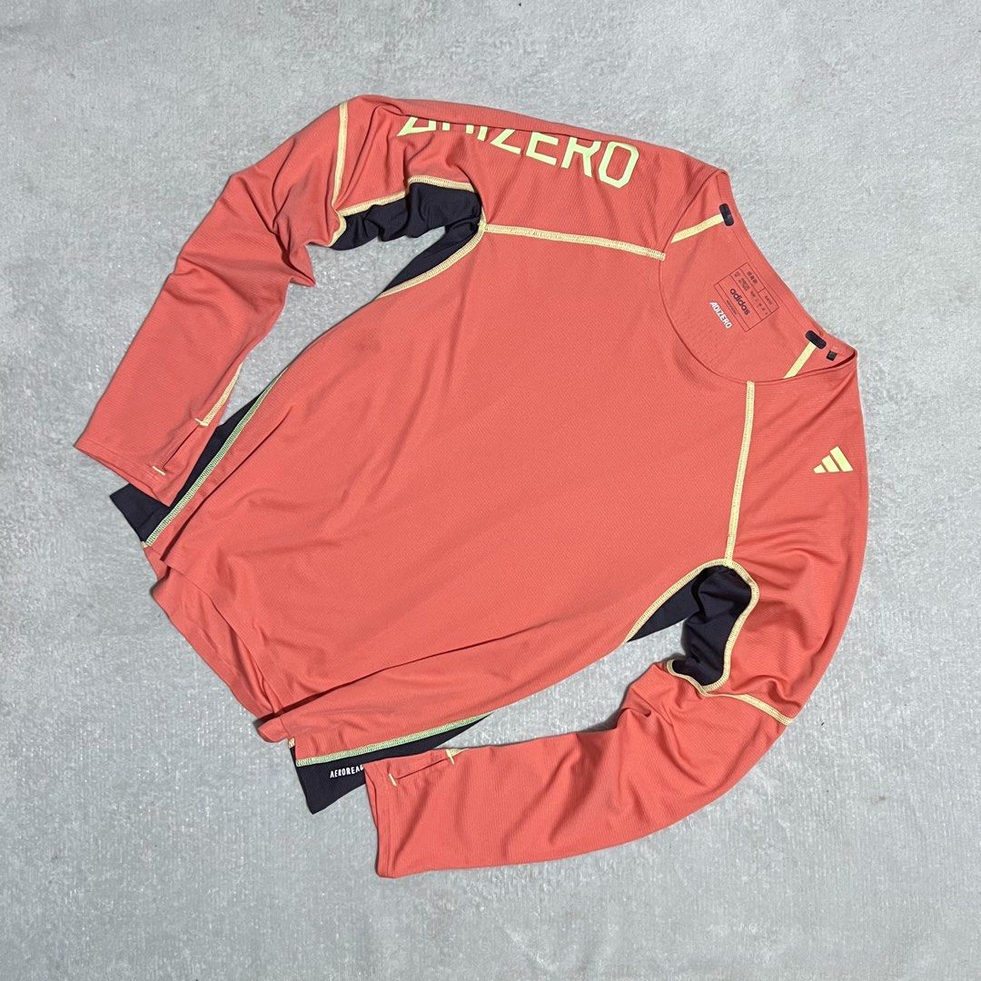 Adizero womens longsleeves (Category: Activewear) located in Bacoor. Submitted by xaviergilan29 (Listing ID 1467323189, Image 1). Description: Adìzērö womens longlseeves •Good as new •seamless, very lightweight •XL on tag (tight fit, medium - large fittings) Length: 23 (front) 23.5 (back) Width: 18.5 •890PHP.