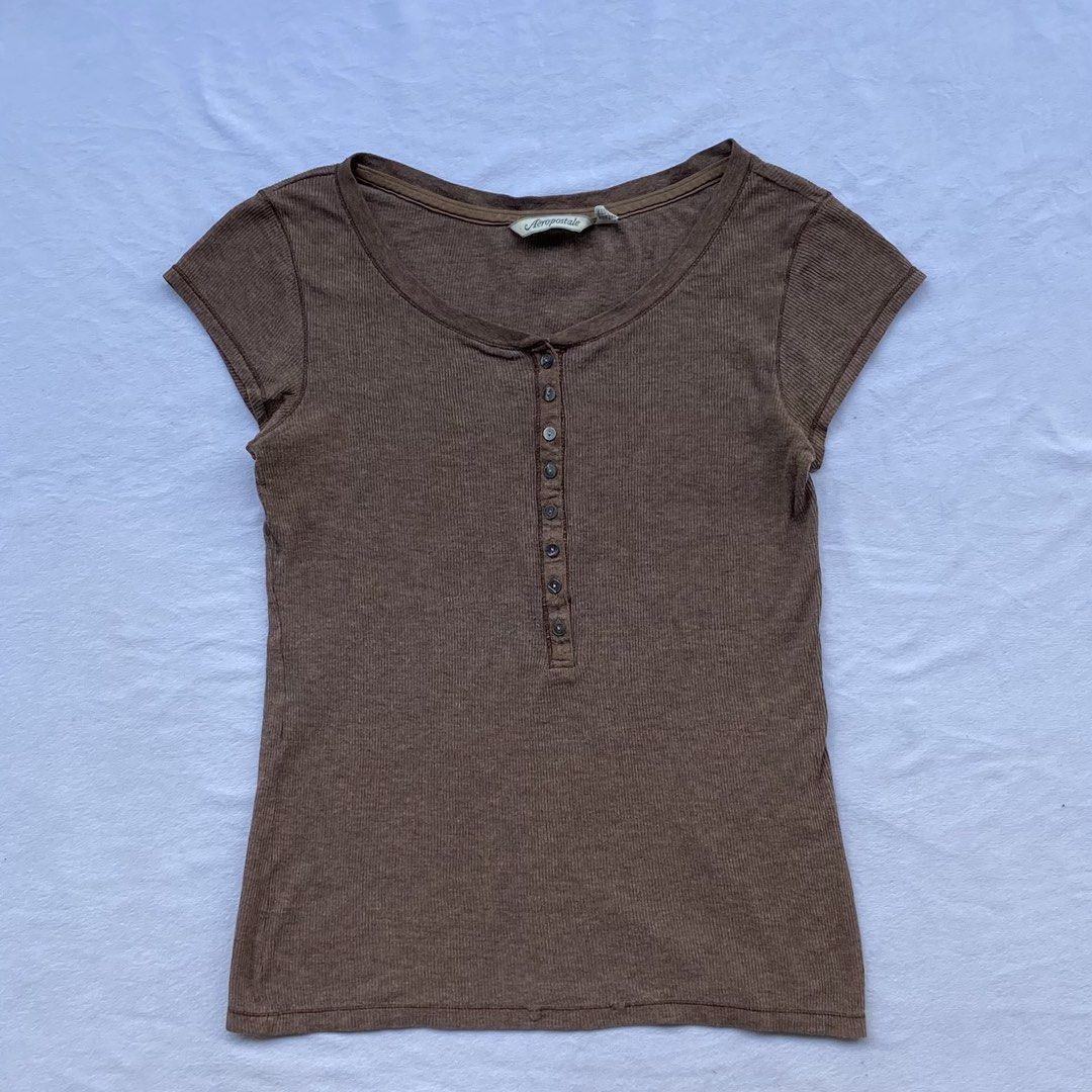 Aeropostale Tee (Category: Blouses) located in General Santos City (Dadiangas). Submitted by kala_chuchi (Listing ID 1467175649, Image 1). Description: Aeropostale Tee Size. Large 15.5 inches width 22.5 inches length No flaws Over all condition Excellent Mine. 300 Steal. 50/100 increments Claim. 500.