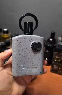 (Category: ) located in . Submitted by the_scent_vault (Listing ID 1467240427, Image 1). Description: .