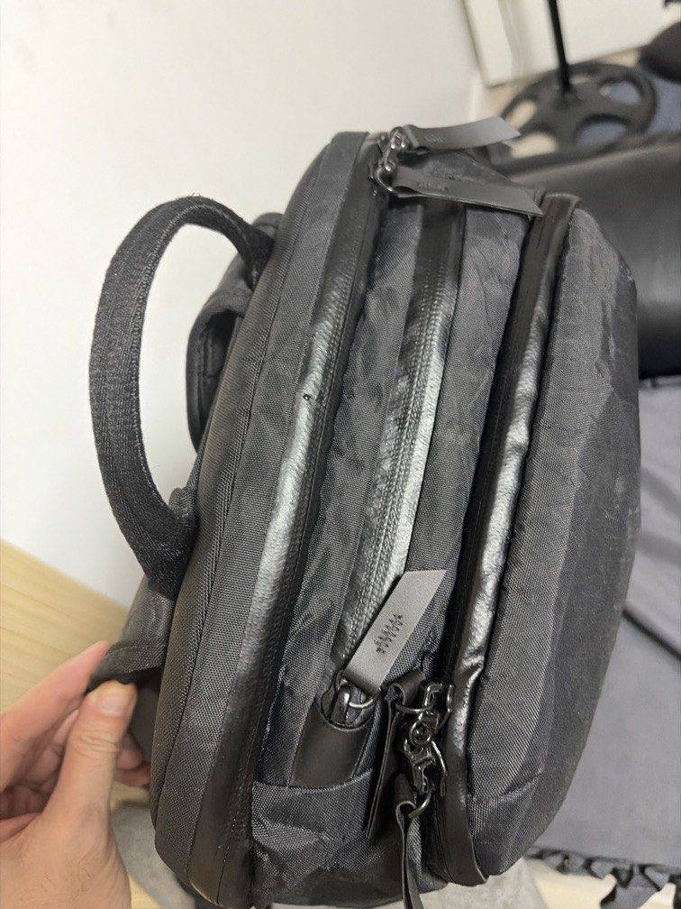 Alpaka Elements Backpack Pro 24L (Category: Backpacks) located in Pasig City. Submitted by xjoannax (Listing ID 1467272189, Image 2). Description: Fits up to 16” laptop Height - 48cm Width - 31cm Depth - 18cm Weight - 1.3kg.