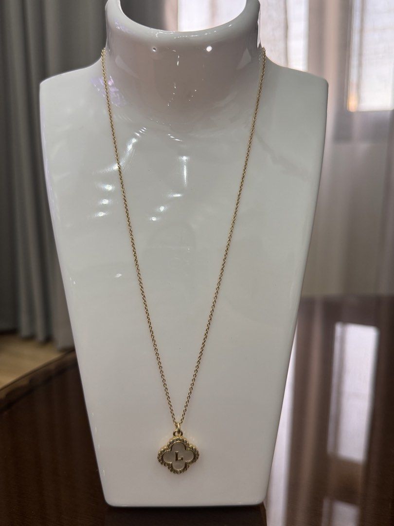 Also Gold Plated Necklace Initial L Pendant-Declutter (Category: Necklaces) located in Mexico. Submitted by hayascentph (Listing ID 1467300513, Image 3). Description: *Declutter *Mode of payment Gcash/Maya Wallet *Delivery Fee to be shouldered by buyer *We ship Nationwide *Courier JNT or LBC cash on delivery, Cash on pick up in nearest LBC branch Need a new scent? Follow my Facebook page for perfume finds! Facebook Page: Haya Scent Carousell: hay