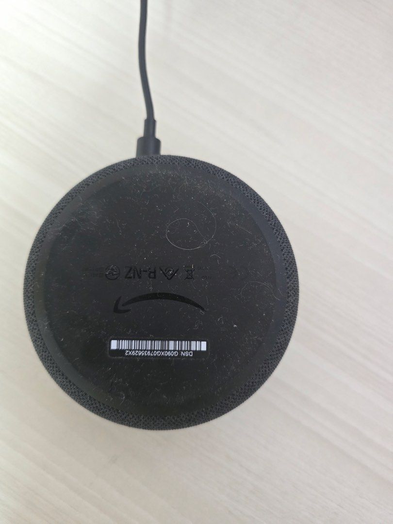 Amazon Echo Dot 3rd Generation Smart Speaker Charcoal (Category: Soundbars, Speakers & Amplifiers) located in Manila. Submitted by milleshoppppp (Listing ID 1467332243, Image 3). Description: Amazon Echo Dot 3rd gen Condition: 8/10 - buttons all working - speaker good as well - still working well - no box RFS: upgrade to echo show Price: ₱950 (still negotiable) - Model: Amazon Echo Dot 3rd Generation - Color: Charcoal Fabric Finish - Condition: F
