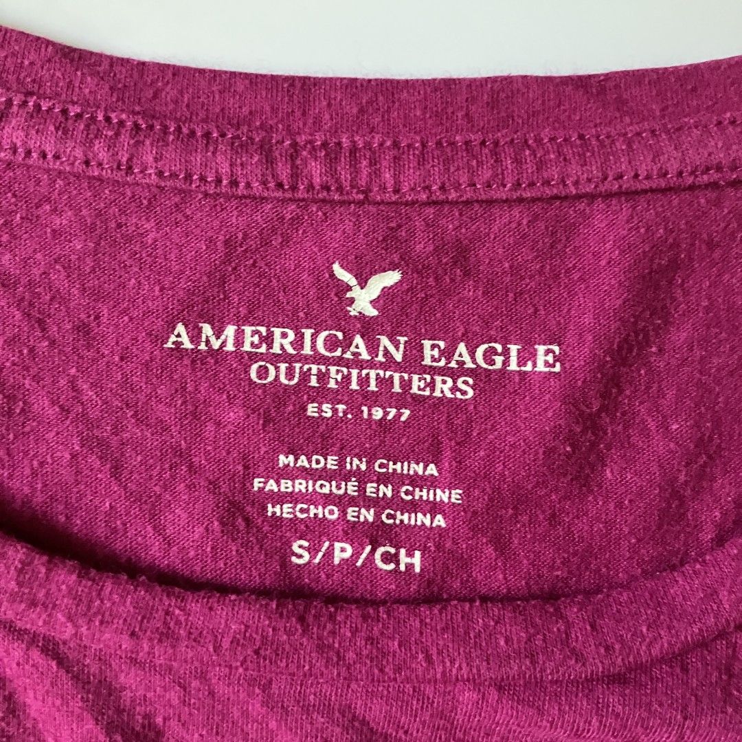 🌼American Eagle Outfitters 2010s live your life tee • small - medium (Category: Shirts) located in Cagayan de Oro. Submitted by capybara.co.ph (Listing ID 1467231811, Image 3). Description: small - medium L25.5 B34 - 40 🌺 mine ₱99 | steal ₱149 | grab ₱199 💓 lock ₱299 ♡ most items are thrifted, so manage your expectations ♡ most items are unwashed & steamed only ♡ no cod ♡ no return, exchange or cancelation ♡ will block & post if no reply or ca