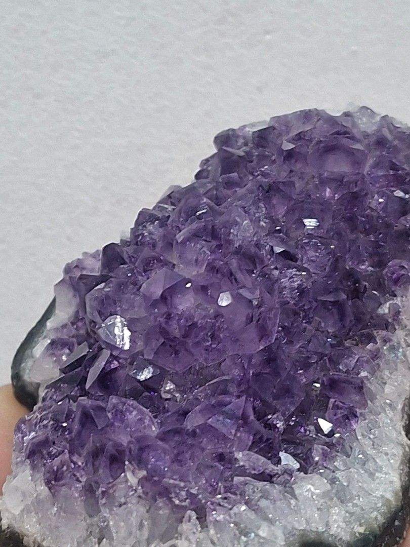 amethyst (Category: Precious Stones) located in Cavite. Submitted by eunha.fnds (Listing ID 1466971124, Image 3). Description: flower amethyst big size 300+ gram NO COD J&T / LALAMOVE GCASH / BANK.