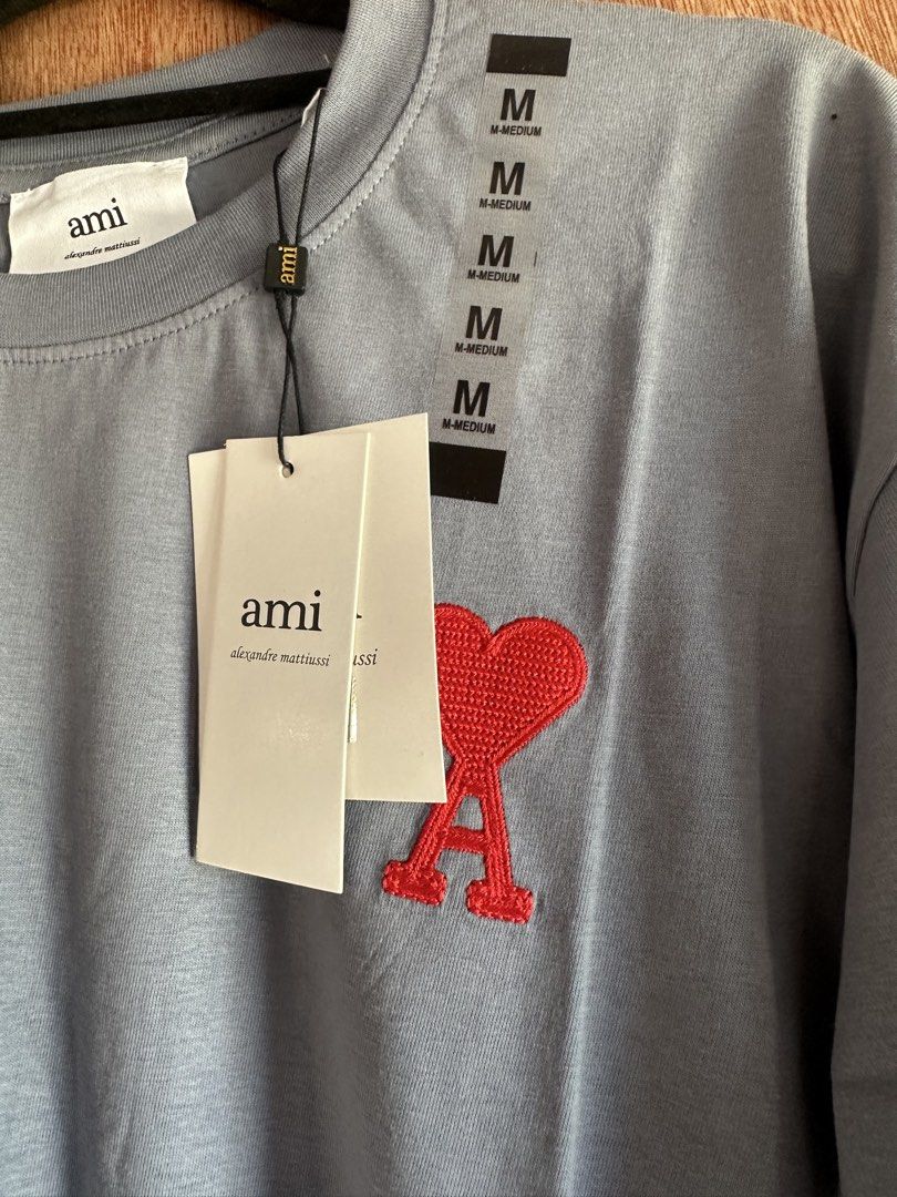 AMI (Category: Tshirts & Polo Shirts ) located in Makati City. Submitted by mikobalcueva (Listing ID 1467194475, Image 3). Description: Brand New! Heavy Cotton 💯 350 Each. Can ship nationwide! Color may vary due to lighting and camera quality. 📍Aguilar.