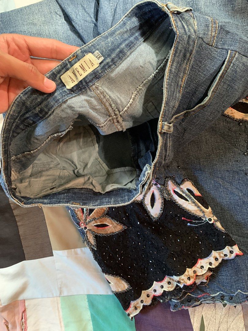 Anemia Y2k Butterfly Design (Category: Jeans) located in Cebu City. Submitted by team13ios (Listing ID 1467337540, Image 3). Description: Anemia Y2k Butterfly Design W-28-30 L-37 close to 38 Hem-8 Good Condition.