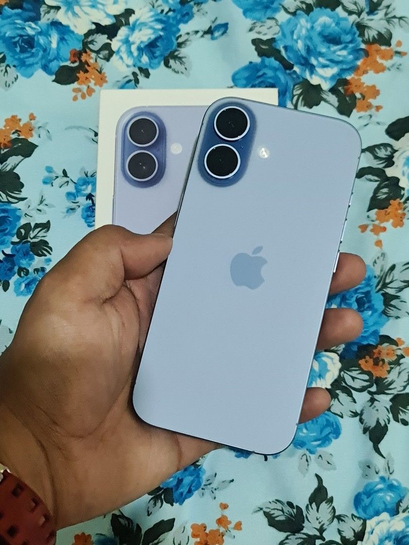 Apple iPhone 17 256GB Mist Blue (Category: iPhone 17 Series) located in Pasig City. Submitted by jherrr (Listing ID 1467216756, Image 1). Description: FOR SALE !!! Apple iPhone 17 256GB Mist Blue 8 Months Old [Warranty till - 01/29/2027] Factory Unlocked IOS Version 26.3 93% Battery Health Low Cycle Count 1 Minor Dent COMPLETE ORIG INCLUSION! Selling Price: P39,999 FIXED 📍PASIG/TAYTAY.