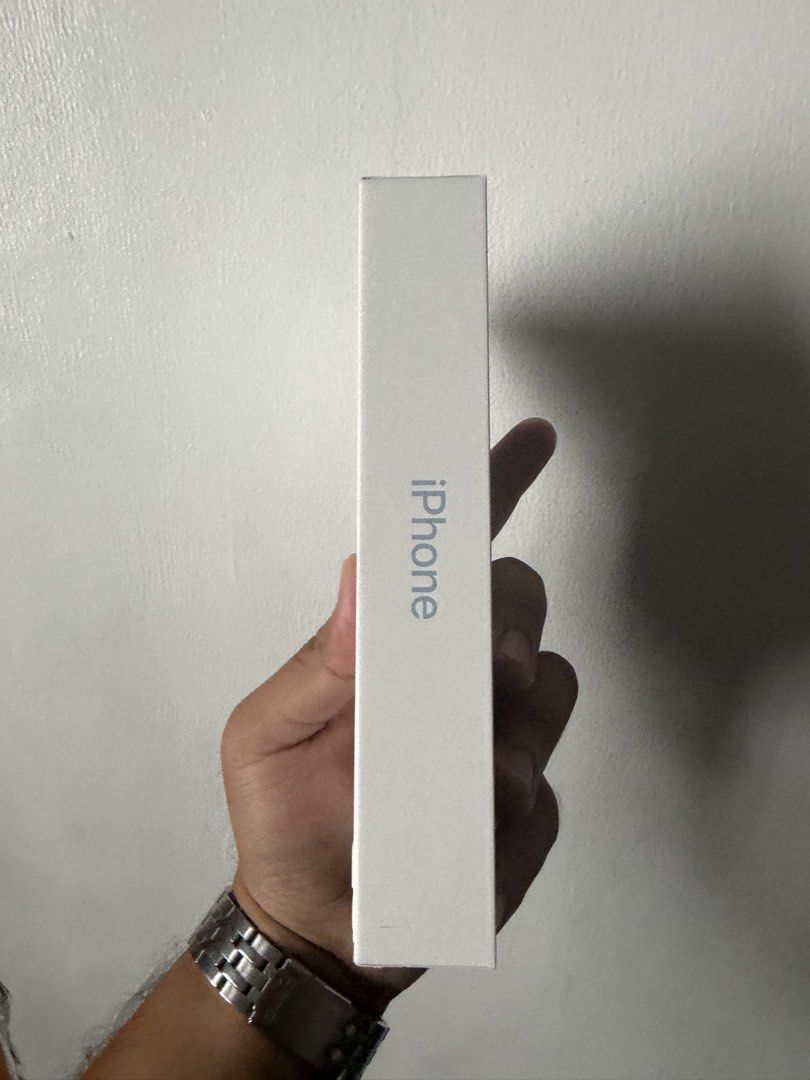 Apple iPhone 18 Pro + 20W Power Adapter (Category: iPhone 18 Series) located in Paranaque City. Submitted by jonald111 (Listing ID 1467217368, Image 3). Description: - Model: Apple iPhone 18 Pro (Model A3714) - Color: Stunning Blue - Condition: Brand new, factory-sealed, untouched inside - Origin: Original packaging from Apple Malaysia - In the Box: iPhone, USB-C charge cable, and a FREE extra 20W power adapter - Ready to use straight out of the 