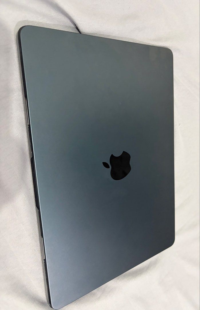 Apple MacBook Air M2 8/256gb Space Gray (Category: Laptops & Notebooks) located in Batangas. Submitted by levkan (Listing ID 1467299113, Image 2). Description: For sale Apple MacBook Air M2 8/256gb Space Gray. Lady owned. Smooth, with light scratches only. Alaga with case. 89% battery health. No issue. Inclusion original charger and cord w/ case and laptop sleeve. Rfs: Hindi na nagagamit. May Macbook Air M4 na ginagamit. Nego sa sure buyer. .
