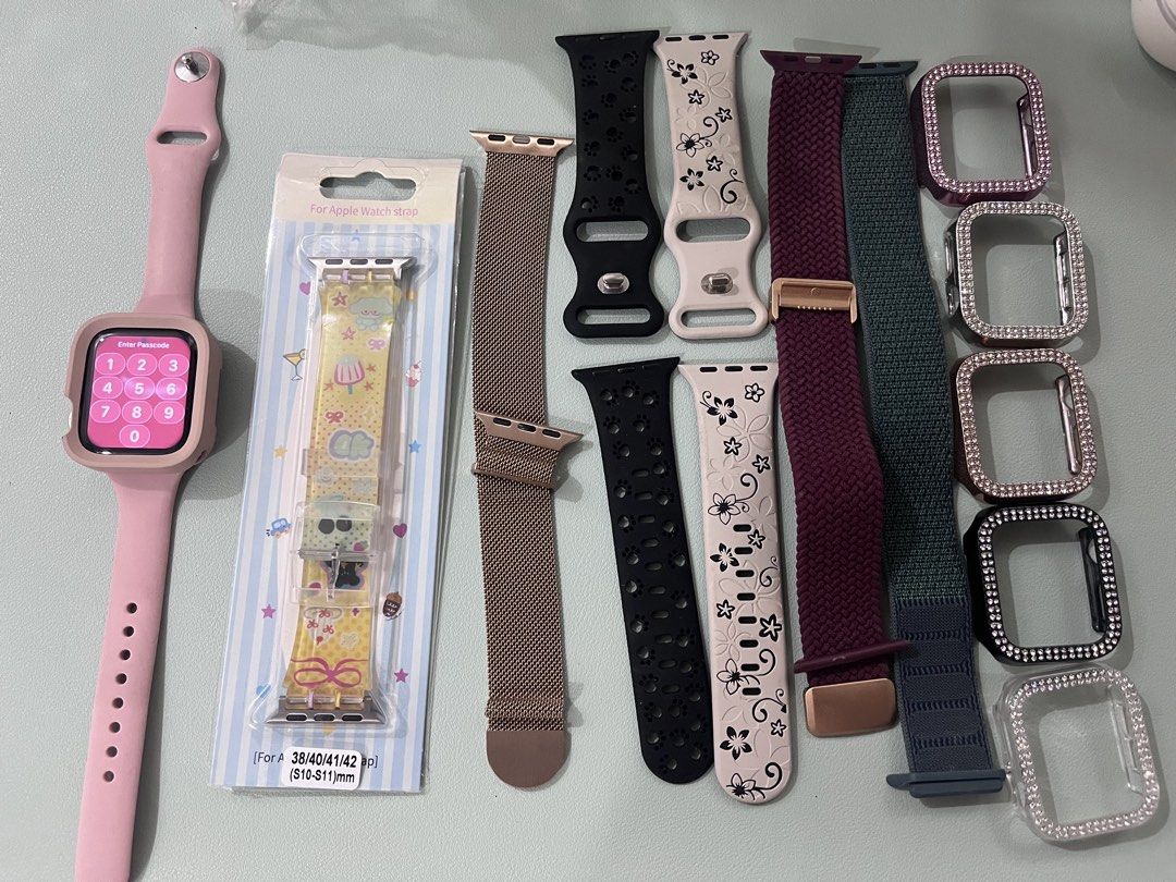 Apple Watch SE Gen 2 (Category: Wearables & Smart Watches) located in Manila. Submitted by coleencastro74 (Listing ID 1467221026, Image 1). Description: FOR SALE APPLE WATCH SE GEN 2 RFS Hindi ganong ginagamit. Phone pa din ang ginagamit pag nag ja-jog.
