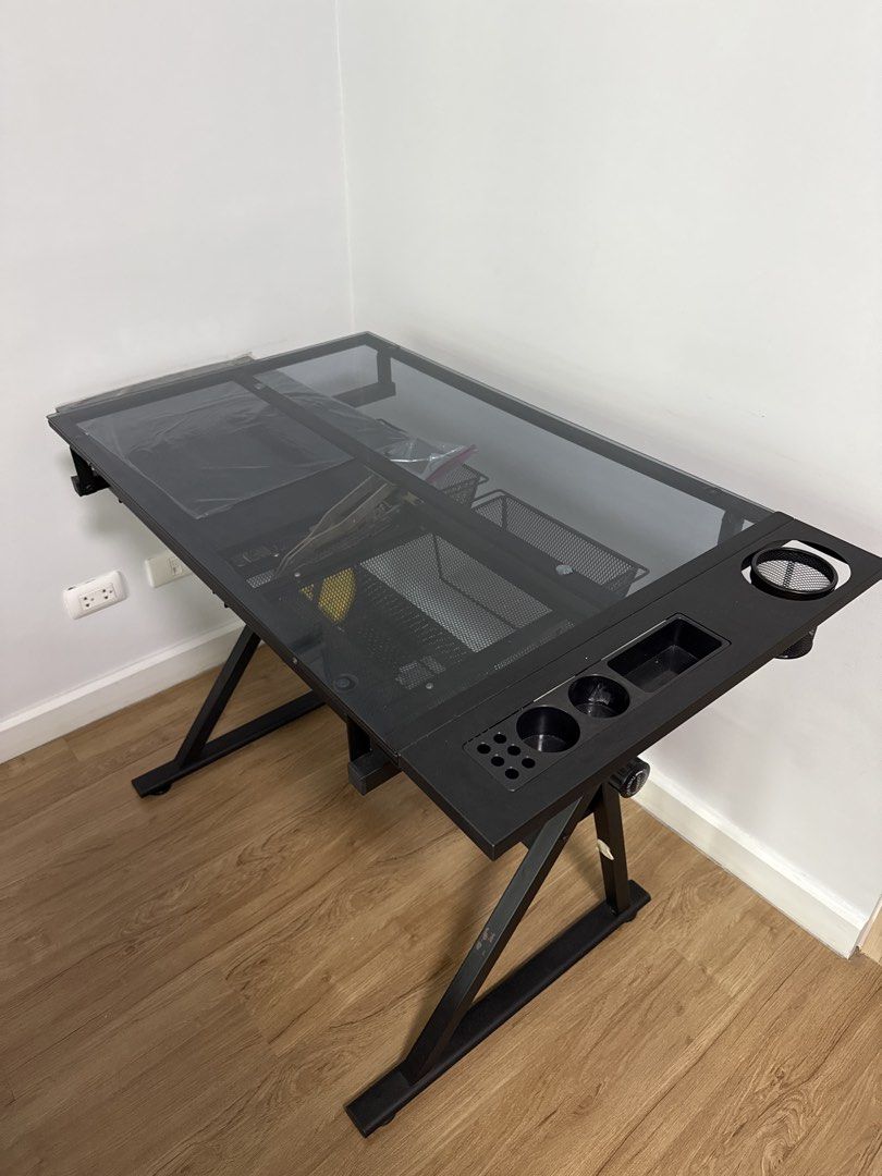 Architectural Drafting Table WITHOUT CHAIR (Category: Office Furniture & Fixtures) located in Makati City. Submitted by magsbuy (Listing ID 1467225844, Image 3). Description: - message for actual pictures - price is negotiable - ONLY TABLE FOR SALE - height and width adjustable Rfs: decluttering .