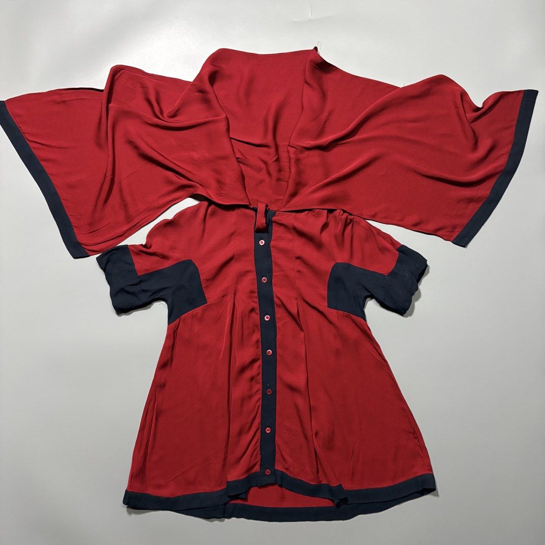 Archive Antonio Marras 2000s Tie Neck Top (Category: Luxury Apparel) located in Tayabas. Submitted by bayabaskartell (Listing ID 1467323860, Image 3). Description: .