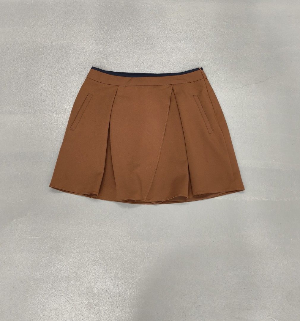 ⛳ARNALDO BASSINI 30 (Category: Skirts) located in Cagayan de Oro. Submitted by ladiescollections.ph (Listing ID 1467302796, Image 2). Description: ---ARN4LDO B4SSINI ⛳⛳⛳ ---100% AUTHENTIC ---WAIST 30 ---LENGTH 15 ---PLS REFER TO DIMENSIONS ---ALMOST NEW CONDITION 9.7/10 ---NO ISSUE ---SUPER NICE DESIGN ⛳ ---950 ONLY.