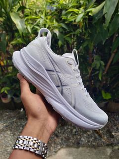 (Category: ) located in . Submitted by shoesyourbrand (Listing ID 1467244564, Image 1). Description: .