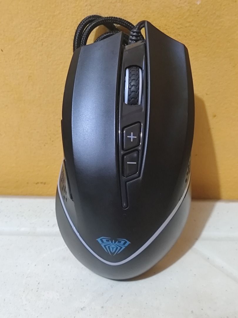 AULA F805 Gaming Mouse Wired (Category: Mouse & Mousepads) located in Manila. Submitted by hector_does_go_rug (Listing ID 1467270435, Image 2). Description: AULA F805 Wired Gaming Mouse (Black) ✅Condition: Used, almost new ✅Not in original packaging ℹ️ Adjustable 800 - 6400 DPI ℹ️ 7 programmable buttons ℹ️ RGB backlighting ℹ️ USB-A wired connection ℹ️ 1.8m cable length ℹ️ Ergonomic design PRICED AS LISTED RFS: Upgrade 👉MOP: GCash, Bank Transfer,