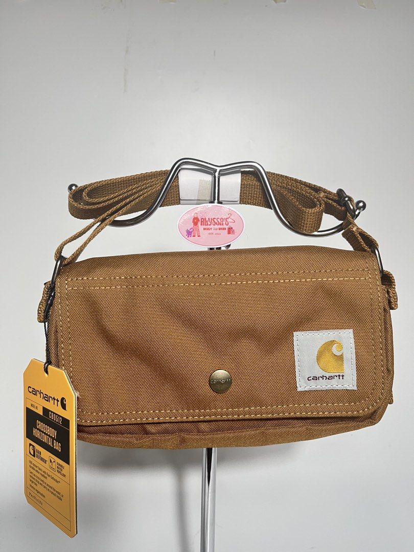 AUTH/BNEW Carhartt Horizontal Crossbody (Category: Sling Bags) located in Davao. Submitted by alyssaclosett (Listing ID 1467319771, Image 2). Description: Carhartt Horizontal Crossbody 🖤🤎 A solid everyday piece — simple, functional, and very Carhartt. Available in Black & Brown AUTH • BNEW 📍 Davao City 💌 DM us for details #Carhartt #CarharttBag #CarharttWIP #CarharttStyle #StreetwearPH.