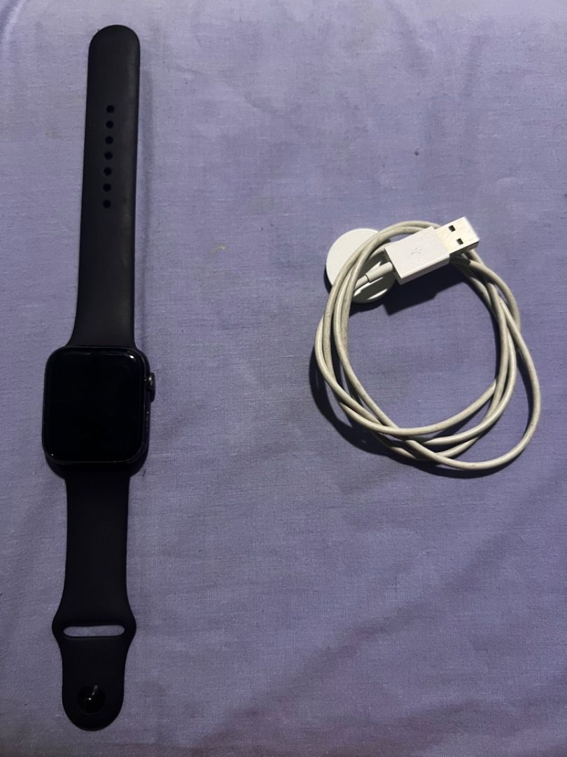 Authentic Apple watch Series 6 (44cm) (Category: Wearables & Smart Watches) located in Caloocan City. Submitted by mherckyyragkee (Listing ID 1467306182, Image 1). Description: RFS: Needs Activation Lock bypass/removal (I can’t remove my previous icloud from the device since I forgot the password). Issues: minor dents/scratch on the edges and minimal scratch on the screen..