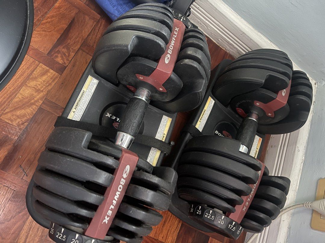 Authentic Bowflex SelectTech 552 Adjustable Dumbbells (Pair) – Good Condition (Category: Weights & Dumbbells) located in Makati City. Submitted by mathew.cloud (Listing ID 1467228719, Image 2). Description: Selling a genuine, pre-owned pair of Bowflex SelectTech 552 Adjustable Dumbbells. These are excellent space-savers for any home gym setup, replacing 15 pairs of traditional weights in a single compact footprint. Product Condition & Details: • 
