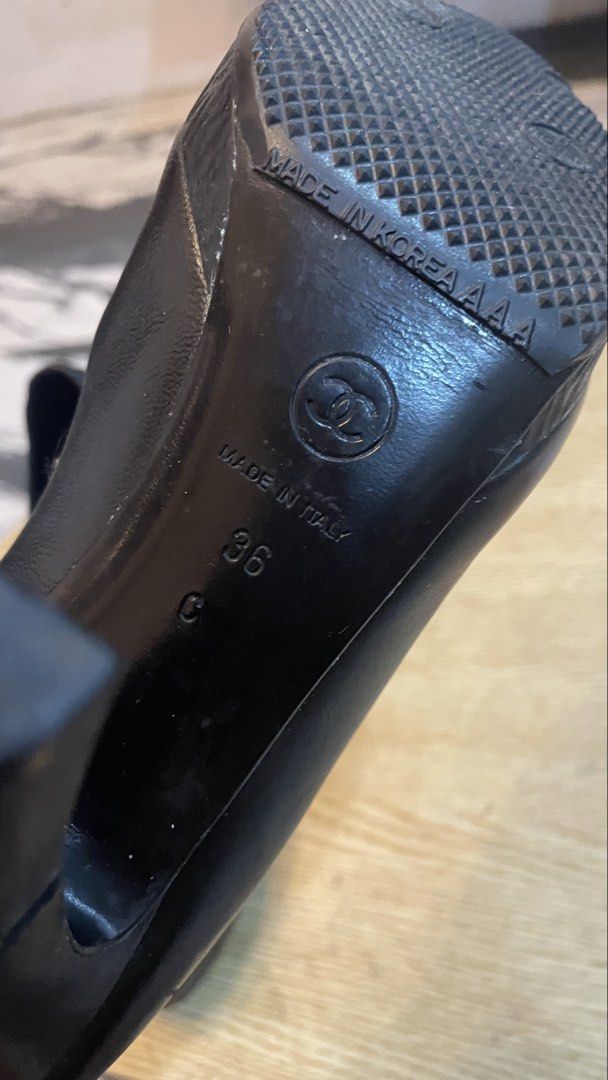 Authentic chanel shoes (Category: Sneakers & Footwear) located in Cavite. Submitted by ohmie23 (Listing ID 1467256300, Image 3). Description: Authentic chanel shoes.
