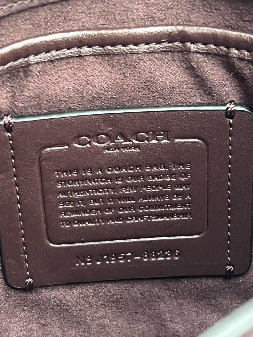 Authentic Coach Kat saddle crossbody. (Category: Cross-body Bags) located in Cagayan de Oro. Submitted by borse_de_amore (Listing ID 1467266772, Image 3). Description: Authentic Coach Kat saddle crossbody. Rank AB tolerable minimal signs of use only.. has some scratches sa hardwares. 🏷️3,800 only.