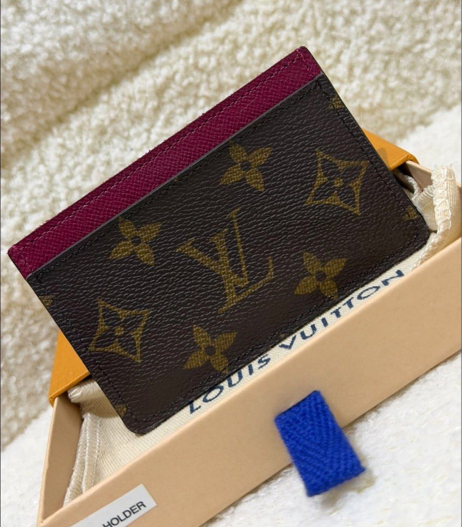 Authentic Louis Vuitton Monogram Card Holder Fuchsia (Category: Luxury Bags & Wallets) located in Pasig City. Submitted by sheyfabph (Listing ID 1467184415, Image 3). Description: CardHolder Fuchsia💕 with dustbag Box 12k.