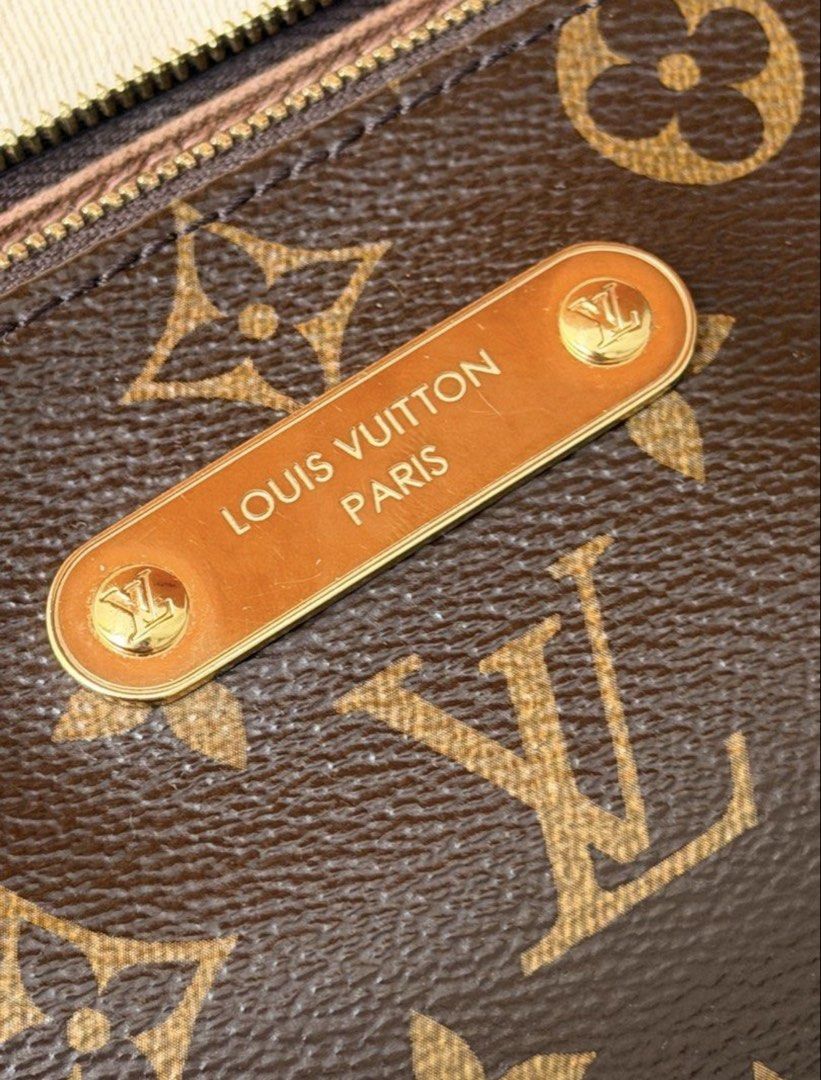 Authentic LV Louis Vuitton New Version Eva Clutch Mono 2025 Microchipped Complete (Category: Luxury Bags & Wallets) located in Manila. Submitted by fajardoeyak108 (Listing ID 1467249644, Image 2). Description: Like new used 2x only Complete with auth LV strap Store bought Oct 2025 with receipt Las Pinas meet up.