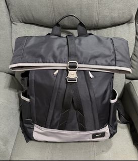 (Category: ) located in . Submitted by chic.bags (Listing ID 1467226726, Image 1). Description: .
