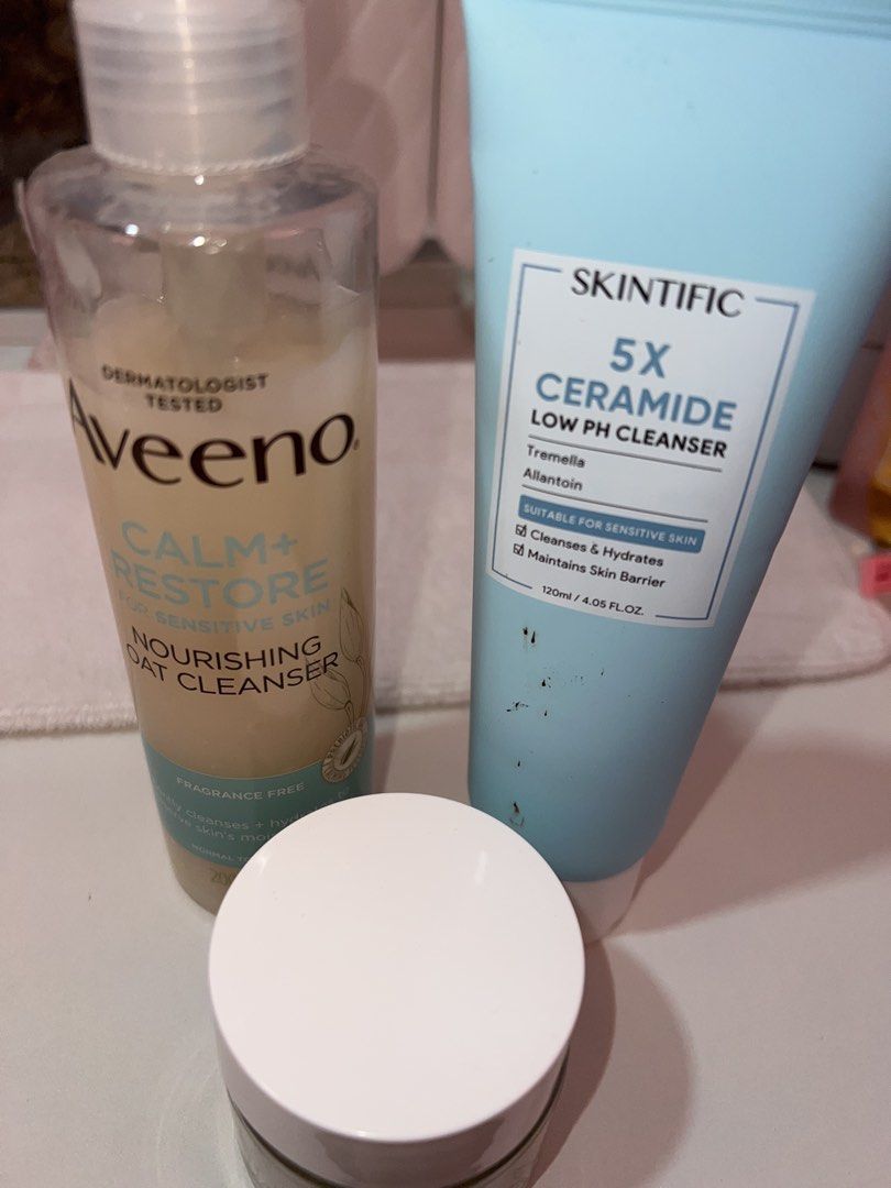 Aveeno and Skintific Skincare Bundle Set (Category: Face Care) located in Manila. Submitted by yourbaby0430 (Listing ID 1467293755, Image 1). Description: Skincare bundle for sensitive skin. Includes Aveeno Calm + Restore Cleanser (200ml, exp. Oct 2028), Skintific 5X Ceramide Cleanser (120ml), and Aveeno Oat Gel Moisturiser. Gentle daily routine. Selling as a set only. Authentic. .