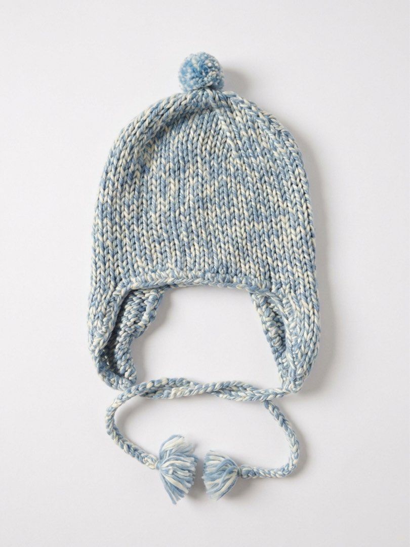 baby blue bonnet (Category: Hats & Beanies) located in Minalabac. Submitted by binx.xoxo (Listing ID 1467243827, Image 1). Description: 🧷length: 8 in 🧷width: 9.5 in 🧷stretchy.