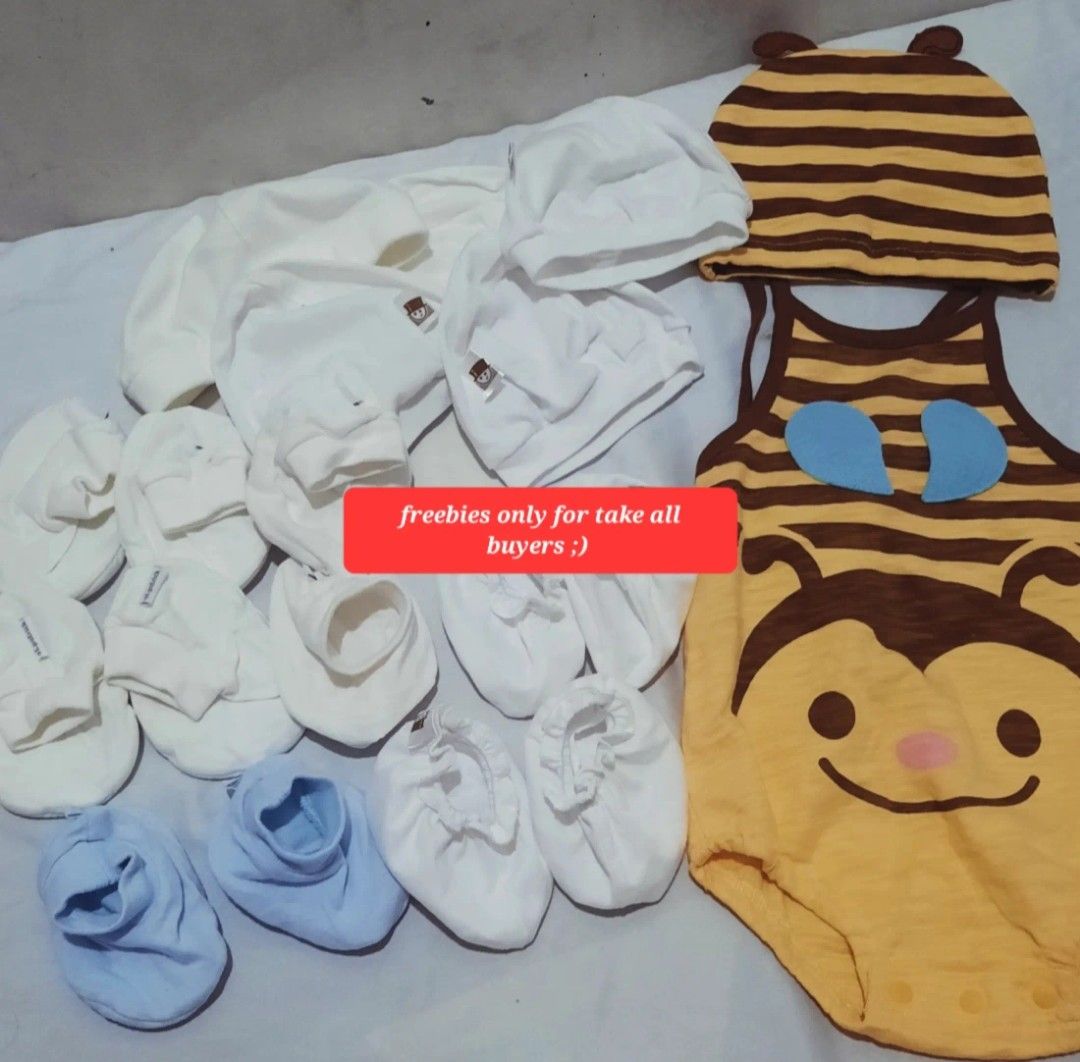 Baby Clothes Preloved (Category: Babies & Kids Fashion) located in Manila. Submitted by 2themax.918 (Listing ID 1467246516, Image 1). Description: FOR SALE FOR SALE‼️ Baby clothes 0-3months‼️ All branded and once lang nasuot ni baby😊 Take all, per bundle or per set‼️ May price na per bundle😊 freebies yung first picture for take all buyers ;) Loc. Malabon JNT or Lalamove.