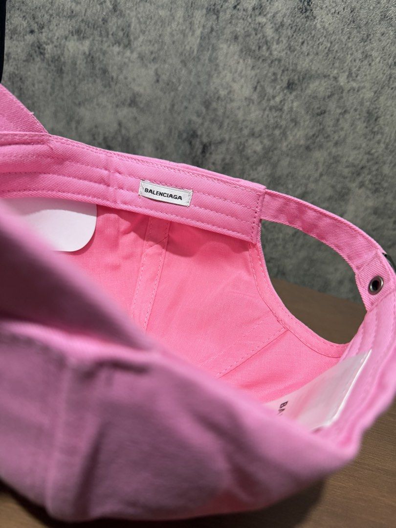 Balenciaga - Embroided Heart Pink Cap (Category: Caps & Hats) located in Cavite. Submitted by commoncourtesy (Listing ID 1467321966, Image 2). Description: One size fits all.