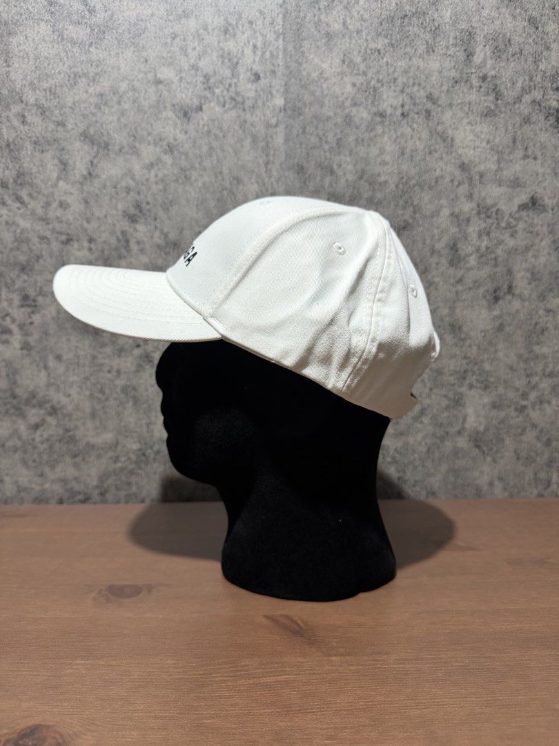 Balenciaga - Embroided Heart White cap (Category: Caps & Hats) located in Cavite. Submitted by commoncourtesy (Listing ID 1467322179, Image 2). Description: One size fits all.