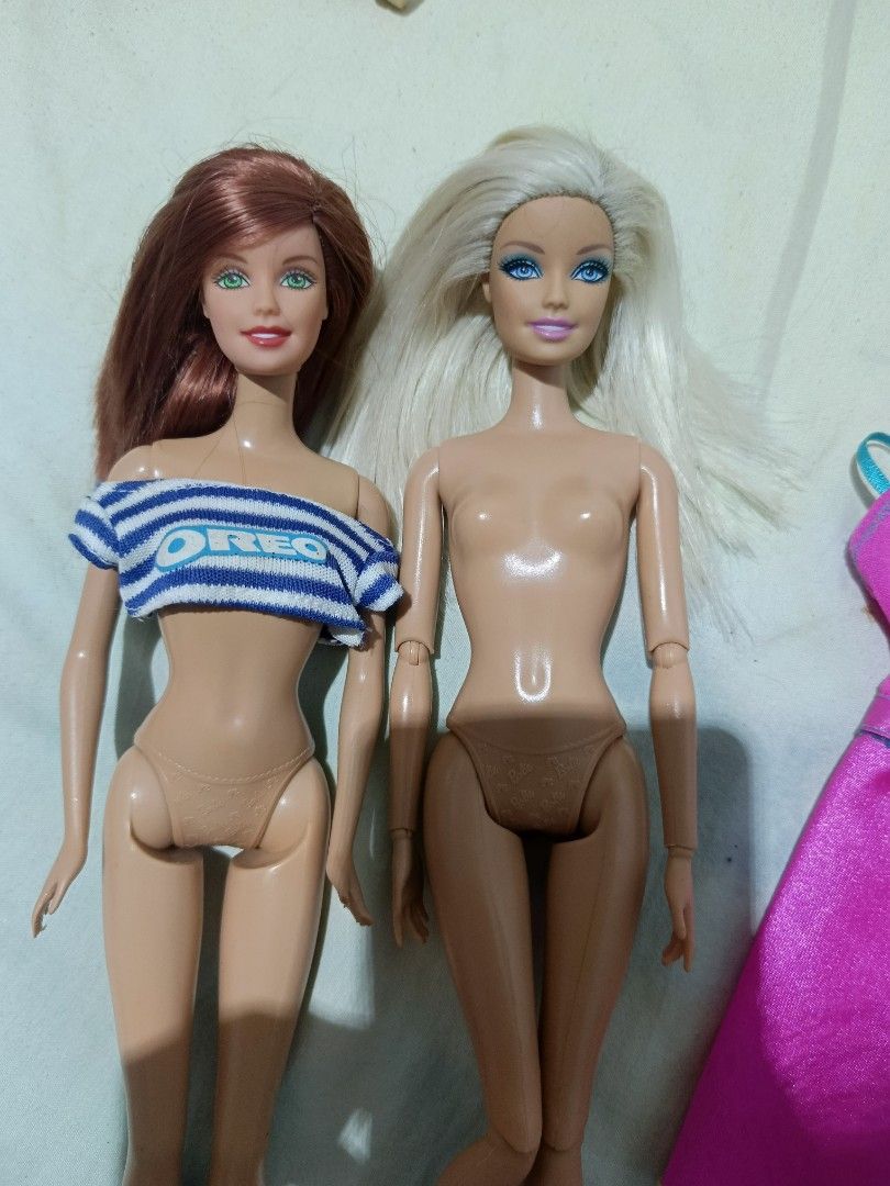 Barbie Fashionistas Bundle (Category: Kids Toys) located in Davao. Submitted by chenny._chin968 (Listing ID 1467178756, Image 2). Description: Barbie Fashionistas Bundle 💓MINE 1,500 Barbie (Articulated) -Very Tight Joints -I think may slight haircut but hindi naman masyadong OA -No other issue Barbie (Not Articulated) -Perfect Screening -Only the Body has flaws.