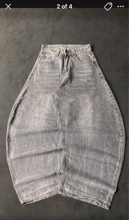 BARREL PANTS (Category: Jeans) located in Kapalong. Submitted by justinfinds8 (Listing ID 1467235769, Image 1). Description: freeship.