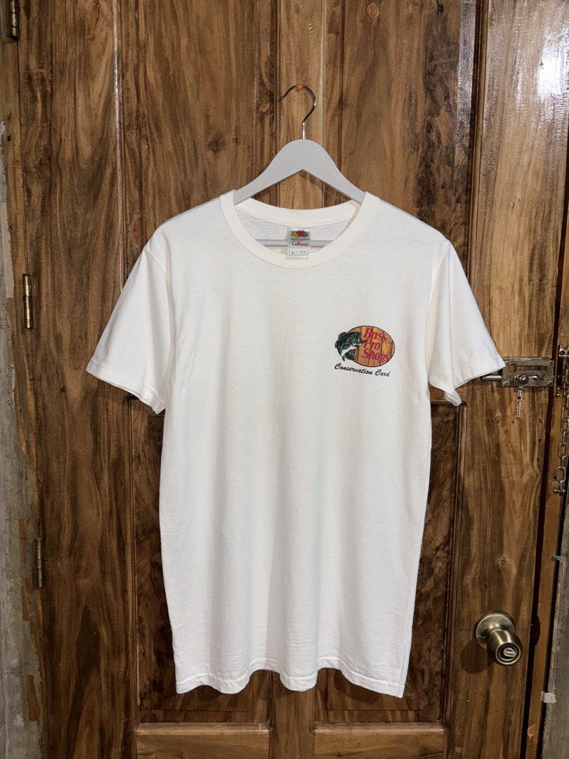 Bass Pro Shops Shirt🤍 Medium fitting (Category: Tshirts & Polo Shirts ) located in Maasin. Submitted by chevyferna66833 (Listing ID 1467211468, Image 1). Description: Bass Pro Shops Shirt🤍 Medium fitting Length 29.5 Width 19 Good condition hairline crack print Mine 400.