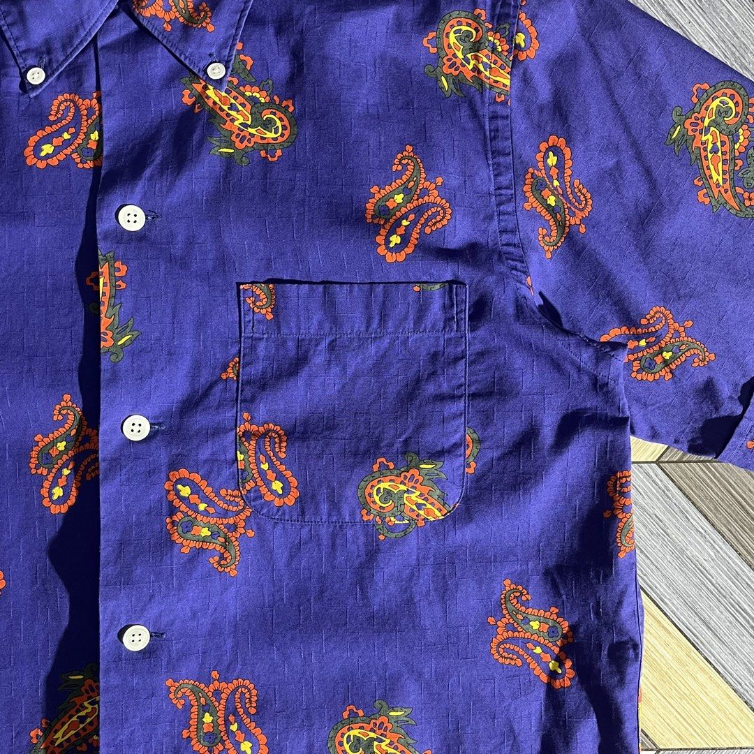 Beams Plus Japan Paisley Pattern Button Down Shirt (Category: Tshirts & Polo Shirts ) located in Daraga. Submitted by th3cliquejunks (Listing ID 1467276608, Image 3). Description: Beams Plus Japan Paisley Pattern Button Down Shirt Tagged Size: Small Condition: 9.5/10 Flawless Made in: Japan Measurement: Pit to pit: 20” Length: 27” - 3,280 Dm!.