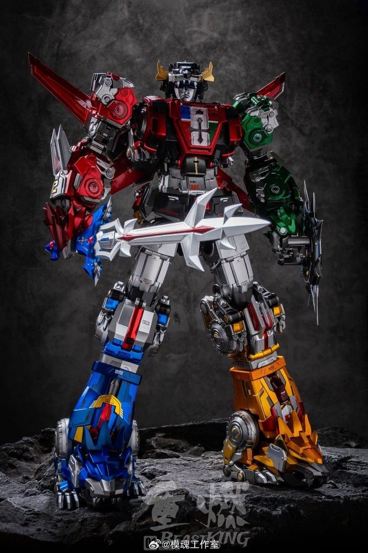 Beast King Voltron Die-Cast Action Figure with Stand (Category: Figurines & Statues) located in Manila. Submitted by mauchan00000303 (Listing ID 1467299512, Image 2). Description: - Full set of 5 colored lions that combine into Voltron - Premium die-cast metal construction with intricate mechanical detailing - Stunning metallic finish for a massive shelf presence - Includes signature Blazing Sword, shield, and custom display stand - Highly poseab
