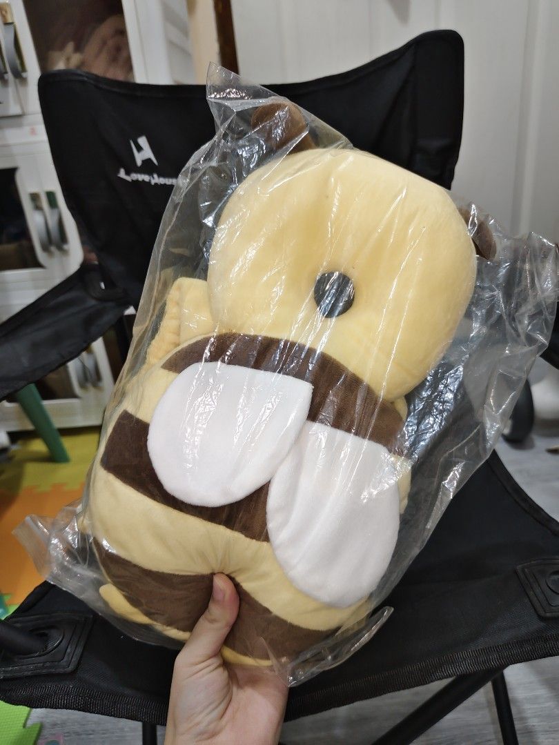Bee Anti-Fall Baby Head Protection Backpack Pillow (Category: Babies & Kids Fashion) located in Pasay City. Submitted by jynrn24 (Listing ID 1467236648, Image 1). Description: - Adorable yellow and brown bee design - Backpack style with secure padded shoulder straps - Soft plush material with cute white wings and head cushion support - Protects baby's head during falls - Brand new and still sealed in clear plastic packaging.