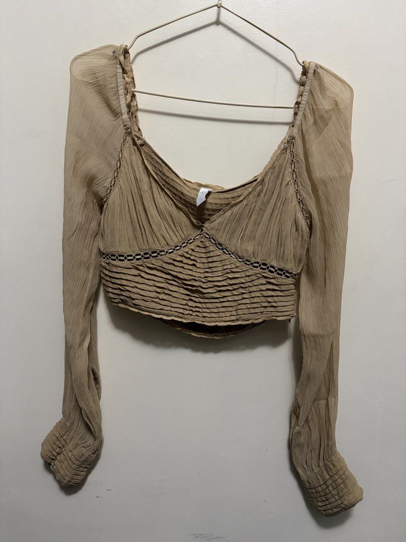 Beige Long Sleeve Crop Top (Category: Longsleeves) located in Quezon City. Submitted by j.steffy (Listing ID 1467320271, Image 1). Description: - Brand: Tigerlily - Size: AU 8 / US 4 / UK 8 - Color: Neutral beige - Neckline: Square neck with delicate lace trim - Material/Texture: Crinkled chiffon with horizontal pintucks - Closure: Hidden side zipper.