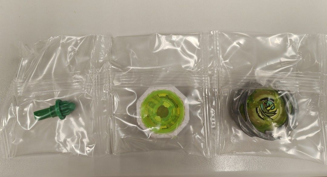 Beyblade 薯片龍 Ux21 （分類：動作及對戰玩具）位於 Hong Kong。 由 kaytang222 提交（商品編號 1467196162，圖片 1）。簡介： 全隻Ux21 薯片龍 未拆 $100 上水/馬鞍山/中環/東鐵線 有意pm。