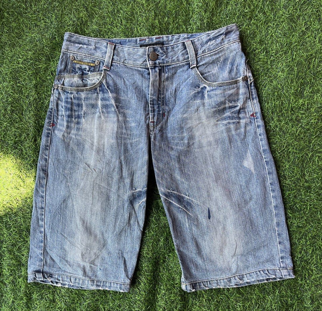 BIG JOHN JORTS (Category: Shorts) located in Carcar. Submitted by thrift_kidd (Listing ID 1467185195, Image 2). Description: Waist: 34 Length: 23 Excellent DM📩.