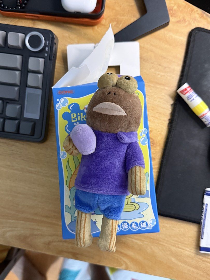 Bikini Bottom Buddies - Dazed Fish (Category: Designer & Blind Box Toys) located in Caloocan City. Submitted by declutteruss (Listing ID 1467332727, Image 1). Description: complete inclu fairview area / makati by schedule.