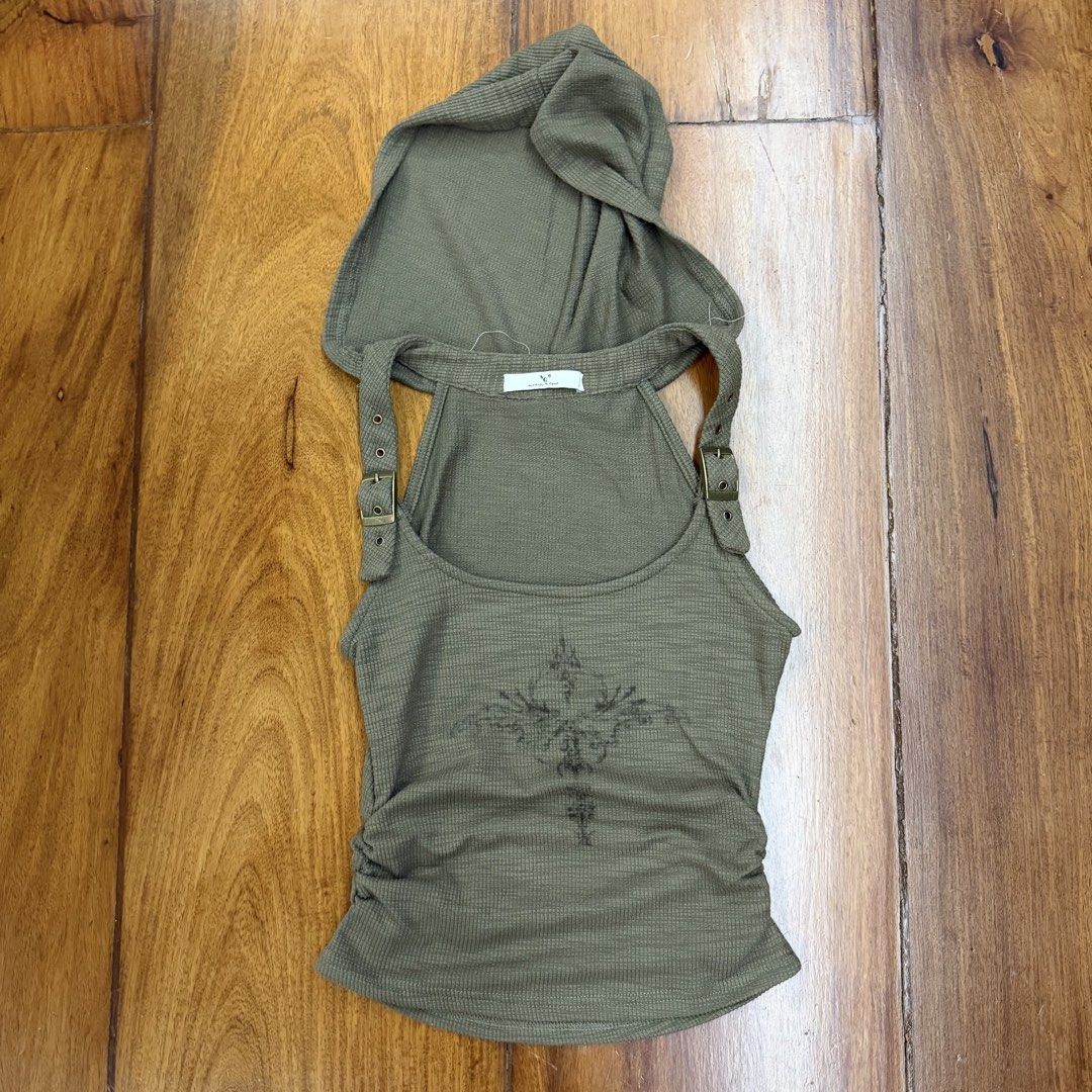 BKK Top (with hood) (Category: Sleeveless) located in Muntinlupa City. Submitted by myrandomthingz (Listing ID 1467353343, Image 1). Description: .