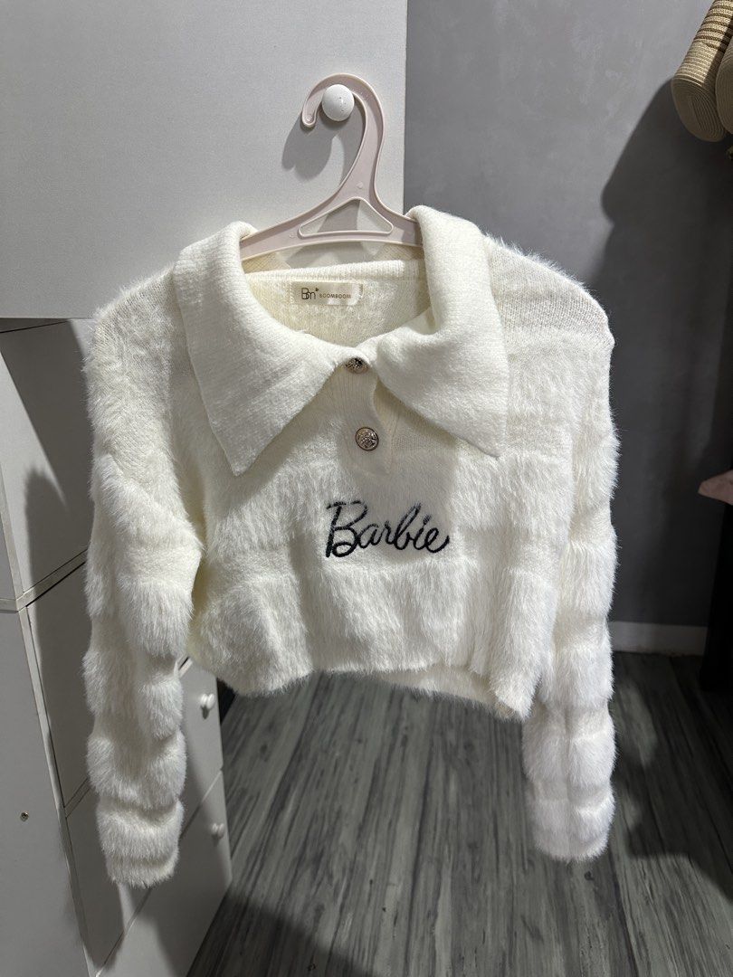 BKK White Fuzzy Barbie Crop Sweater (Category: Longsleeves) located in Valenzuela. Submitted by crzrvll26 (Listing ID 1467203521, Image 1). Description: .