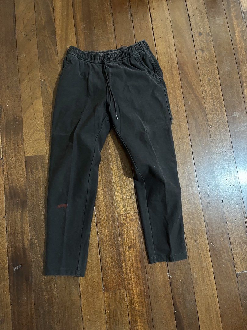Black drawstring casual joggers pants (Category: Joggers) located in Quezon City. Submitted by silverriver_3cf939 (Listing ID 1467229781, Image 1). Description: - Color: Vintage washed black - Fit: Straight leg cut with an elastic waistband and matching drawstring - Features: Two functional side pockets - Material: Soft and comfortable for everyday wear and lounging - Condition: Brand new without tags/unbranded.