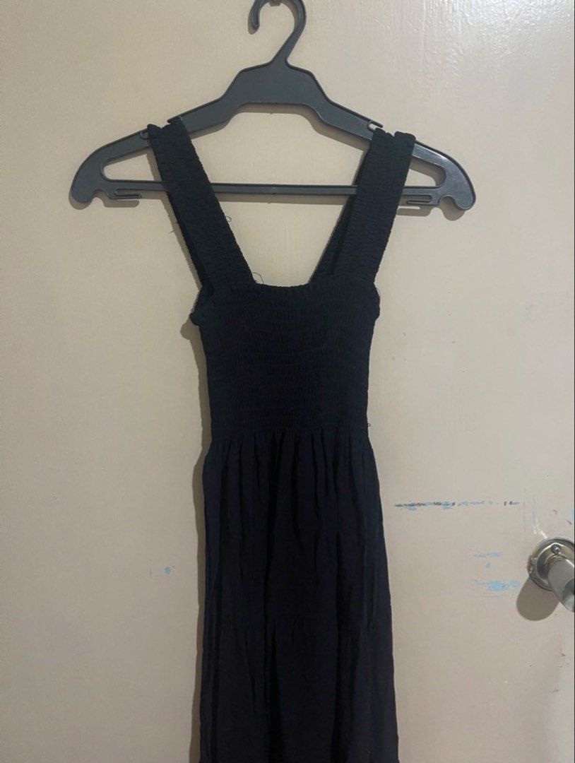 Black Dress Maxi (Category: Dresses) located in San Juan City. Submitted by bernac8 (Listing ID 1467225055, Image 2). Description: .