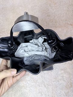 (Category: ) located in . Submitted by hirahira.co (Listing ID 1467279342, Image 1). Description: .