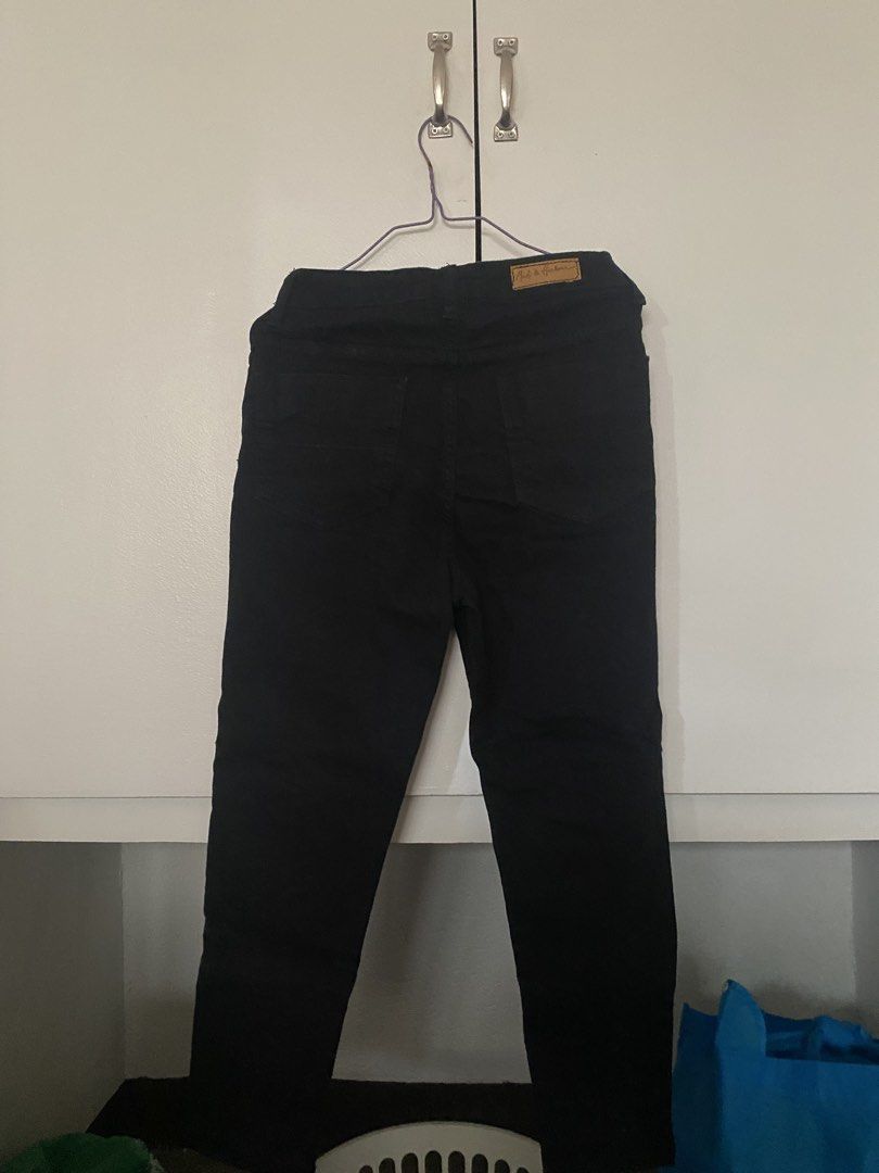 Black Pants Skinny Jeans (Category: Jeans) located in Calamba. Submitted by gdeclutters_ (Listing ID 1467316602, Image 3). Description: rfs: not my style.