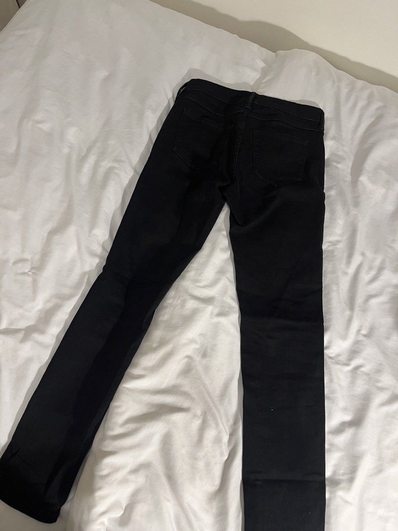 Black Skin Jeans (Category: Jeans) located in Manila. Submitted by xxx0727 (Listing ID 1467291954, Image 3). Description: - From Japan - Stretchable Material .
