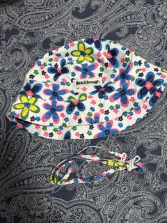 (Category: ) located in . Submitted by ml.closet (Listing ID 1467303936, Image 1). Description: .